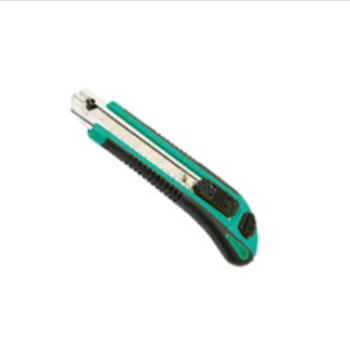 Utility Knife (3 Blades Self Loading)